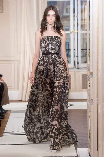 Look 34